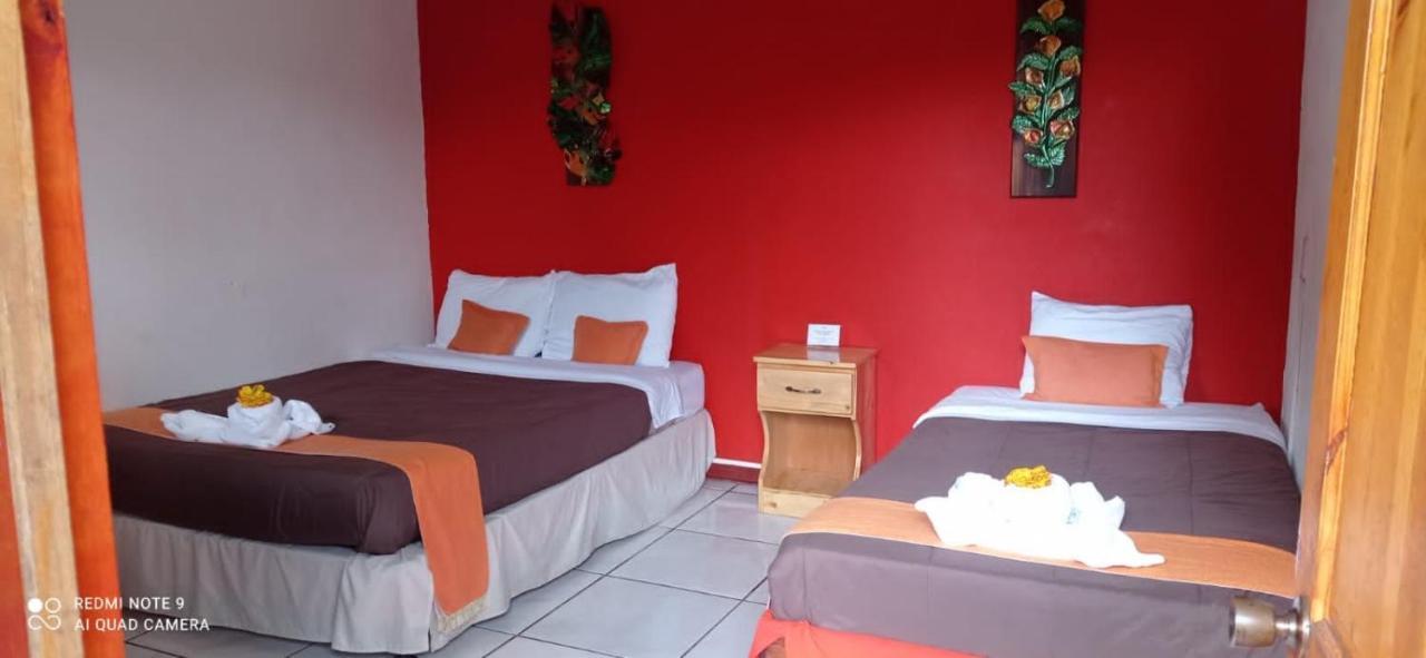 Hotel Your House Rio Segundo Bagian luar foto