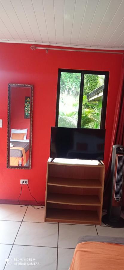 Hotel Your House Rio Segundo Bagian luar foto