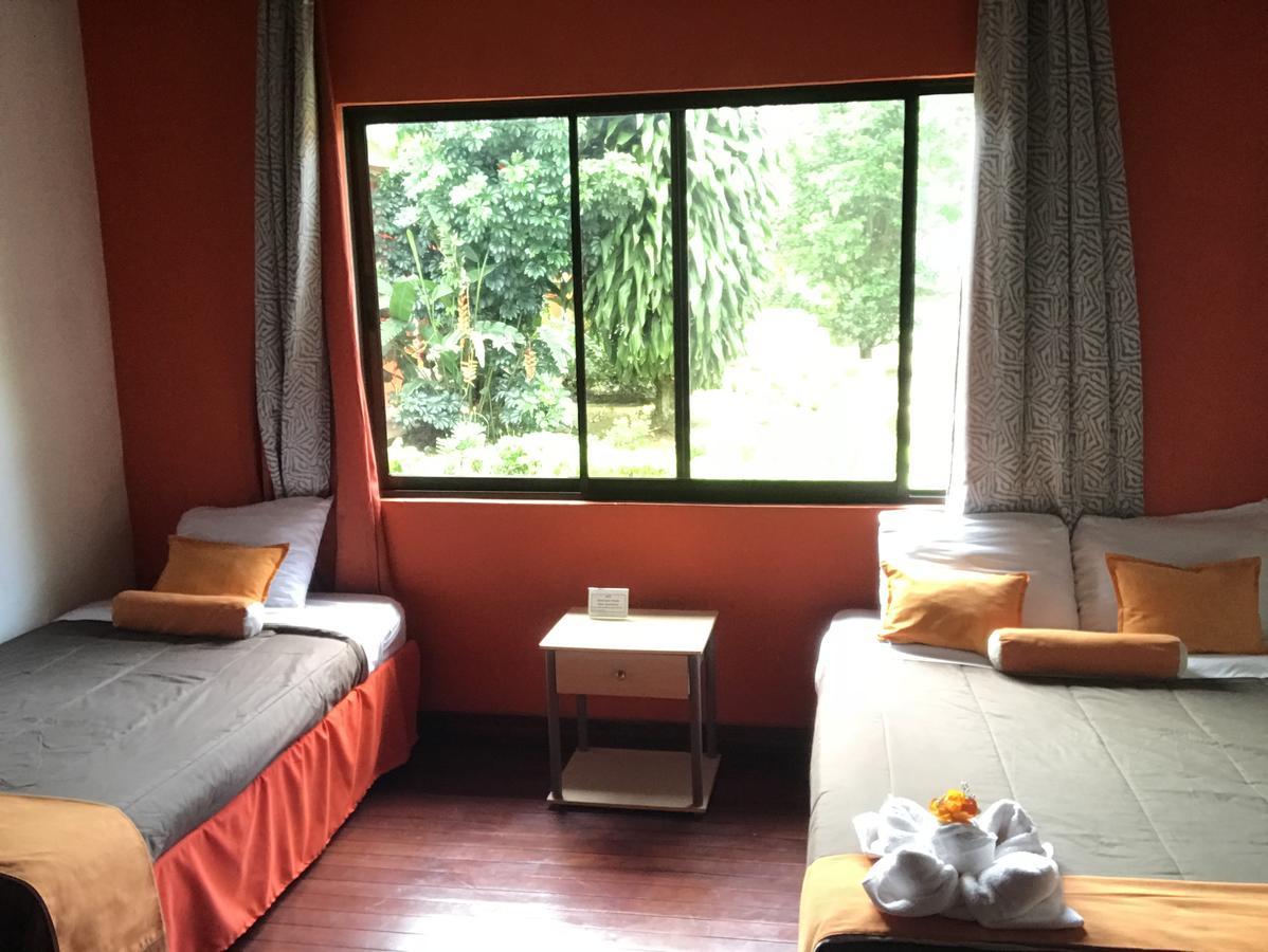 Hotel Your House Rio Segundo Bagian luar foto